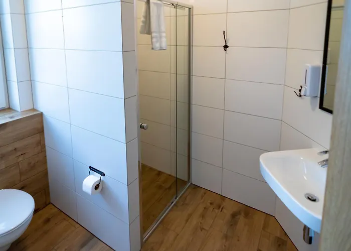 Nocleg ze śniadaniem Sleep Port - Bezpłatny Parking