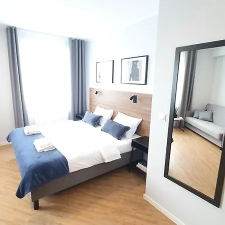 住宿加早餐酒店 Sleep Port - Bezplatny Parking 格但斯克