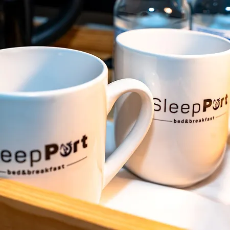 Sleep Port - Bezplatny Parking 3*