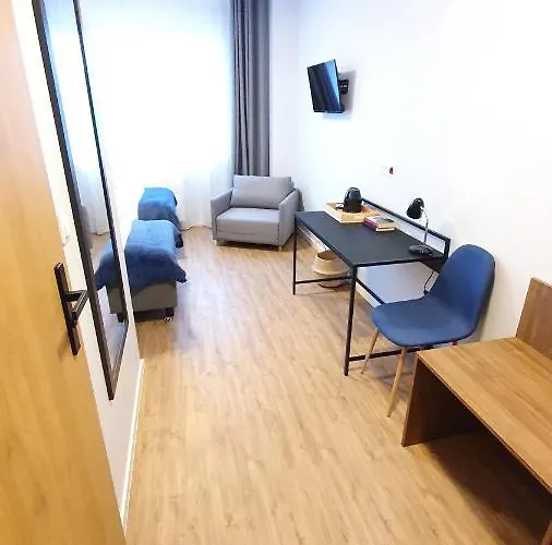 Sleep Port - Bezplatny Parking 4*