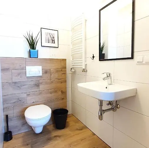 Sleep Port - Bezplatny Parking Couette-café Gdańsk