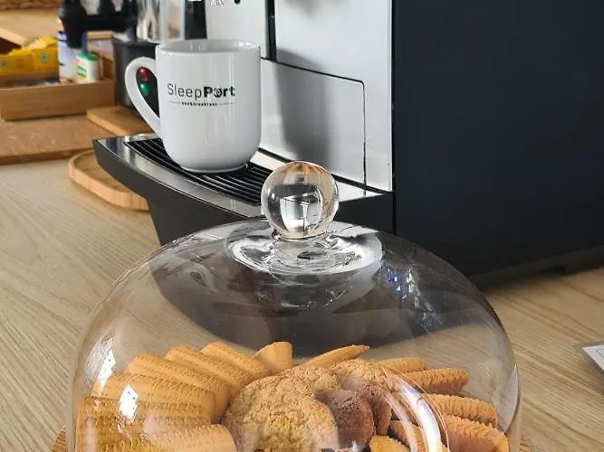 Alojamento de Acomodação e Pequeno-almoço Sleep Port - Bezplatny Parking