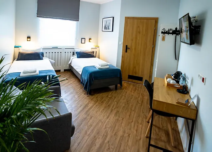 Couette-café Sleep Port - Bezplatny Parking 4*