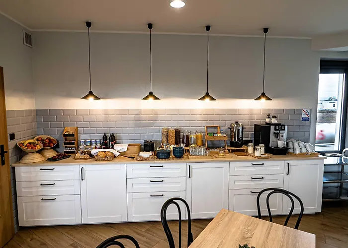 Sleep Port - Bezplatny Parking Bed & Breakfast 4*